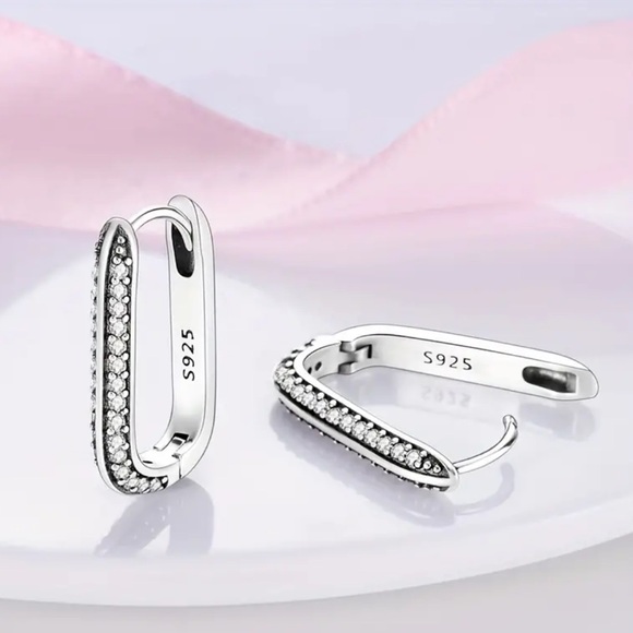 🆕 Sterling Silver Earrings - Picture 2 of 4